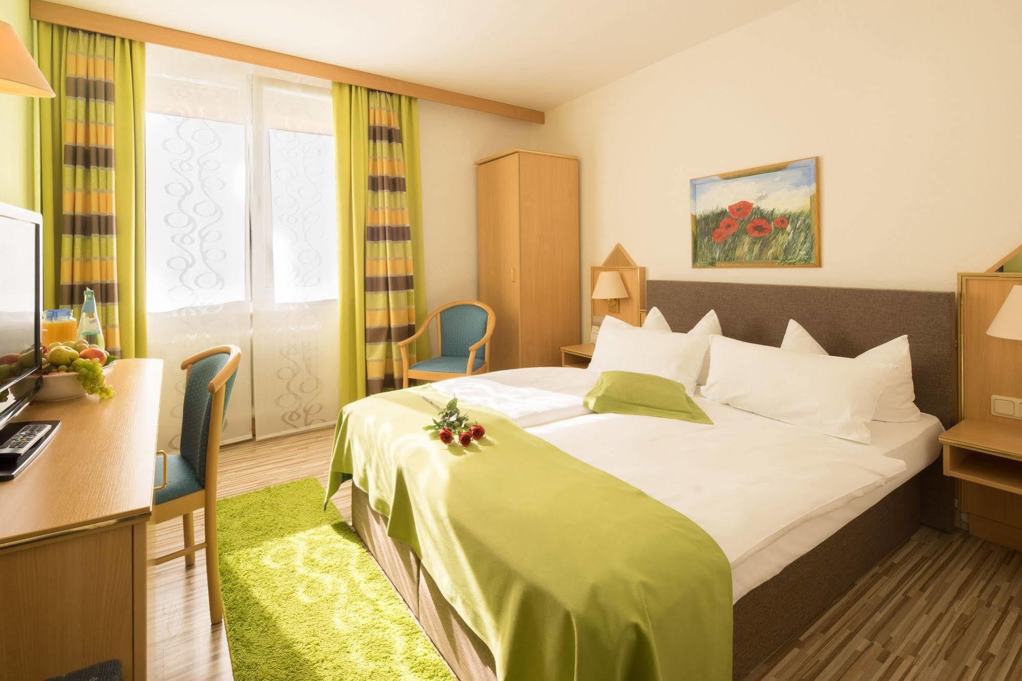 Central Boutique Hotel Bad Mergentheim Exteriör bild